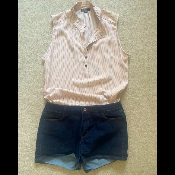 🌾 Dalia sleeveless blouse - Picture 1 of 10